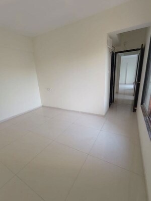 Room in 2 BHK Apartment at Nagpal Sudarshan Paradise, Pimple Nilakh – for Rent
