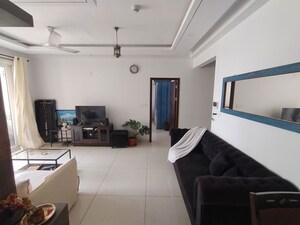 Team Area in 3 BHK Apartment at Mantri Pinnacle, Hulimavu – for Rent