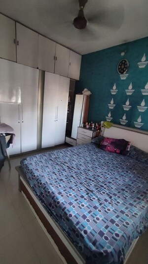 Bedroom in 2 BHK Apartment at Haware Splendor, Kharghar – for Rent