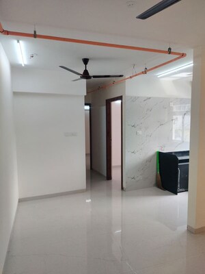 1.5 BHK Apartment For Rent in Deraiya Luxurio, Kurla