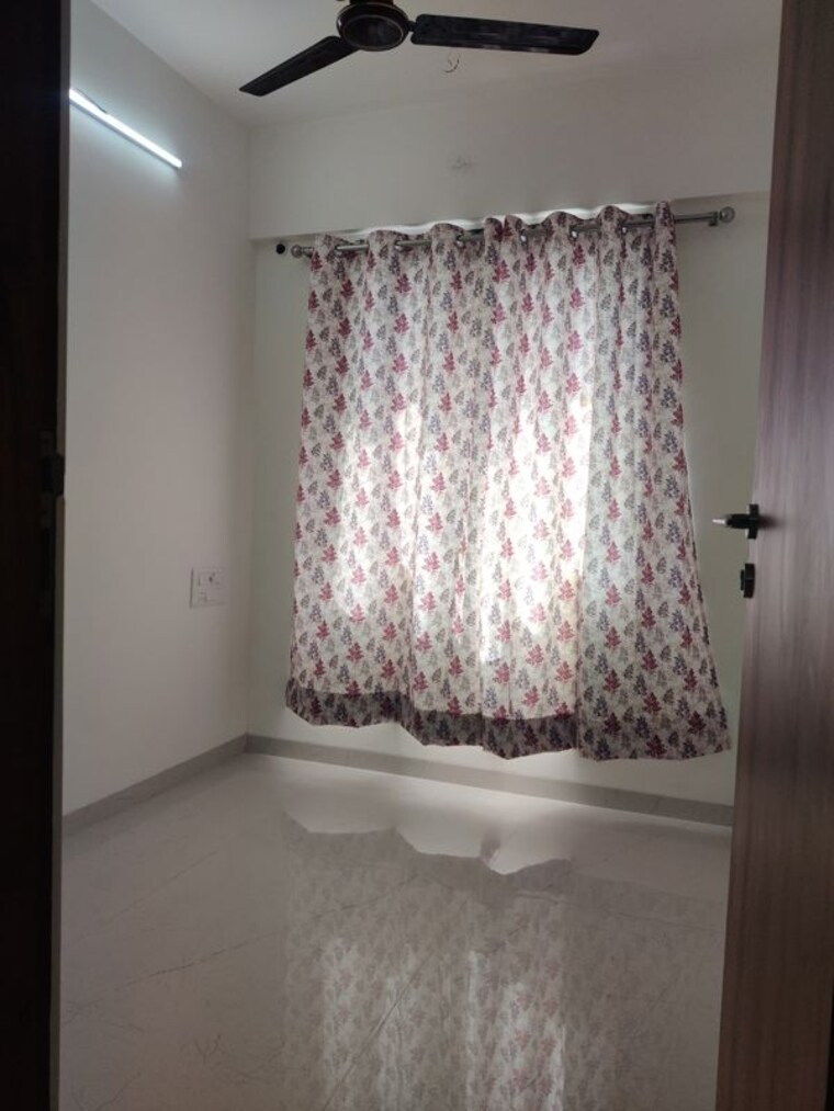 Bedroom, deraiya-luxurio 1.5 Bedroom 450 Sq.Ft. Apartment In Kurla Mumbai 10576219