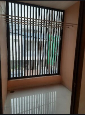 Balcony in 2 BHK Builder Floor at Mahalaxmi Nagar – for Rent