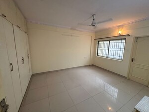 Bathroom in 4 BHK Apartment at Kalpataru Lake View, Jp Nagar – for Sale