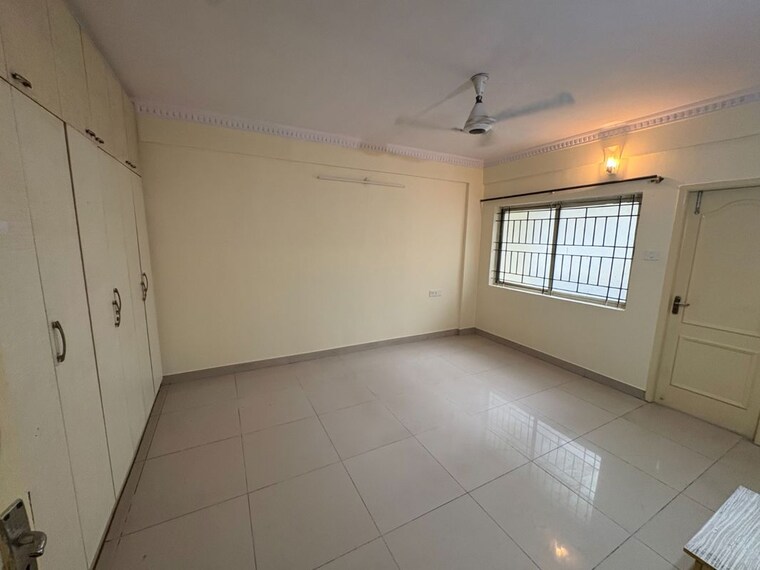 Bathroom, kalpataru-lake-view 4 Bedroom 2098 Sq.Ft. Apartment In Jp Nagar Bangalore 10576236