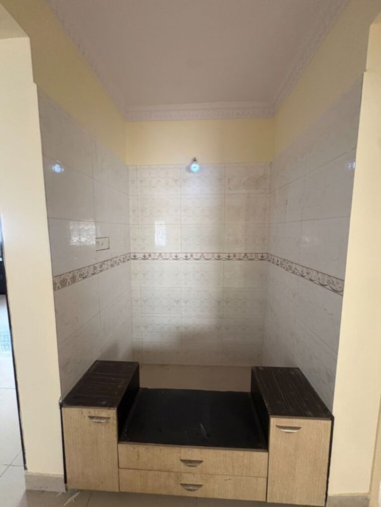 Bathroom, kalpataru-lake-view 4 Bedroom 2098 Sq.Ft. Apartment In Jp Nagar Bangalore 10576236