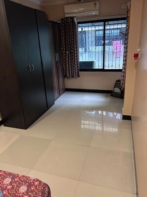 Room in 1 BHK Apartment at Liberty CHS, Vashi Sector 17 – for Rent
