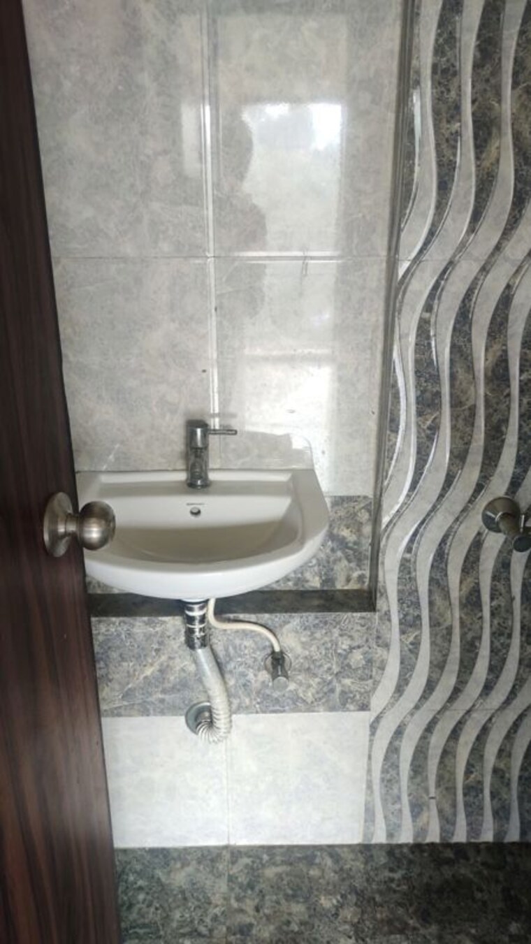Bathroom, man-opus 2 Bedroom 1010 Sq.Ft. Apartment In Mira Road Thane 10576260