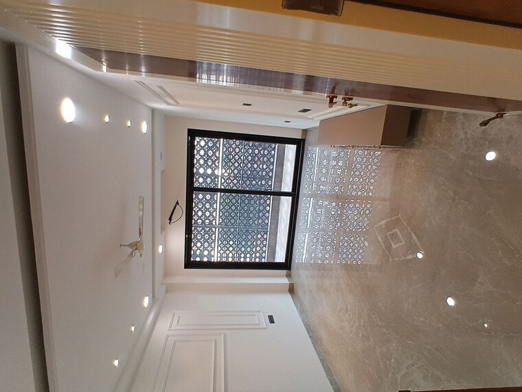 undefined, sector 31 3.5 Bedroom 250 Sq.Yd. Builder Floor In Sector 31 Faridabad 10520783