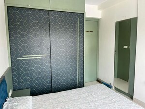 Room in 2.5 BHK Apartment at Arkade Earth, Kanjurmarg East – for Rent