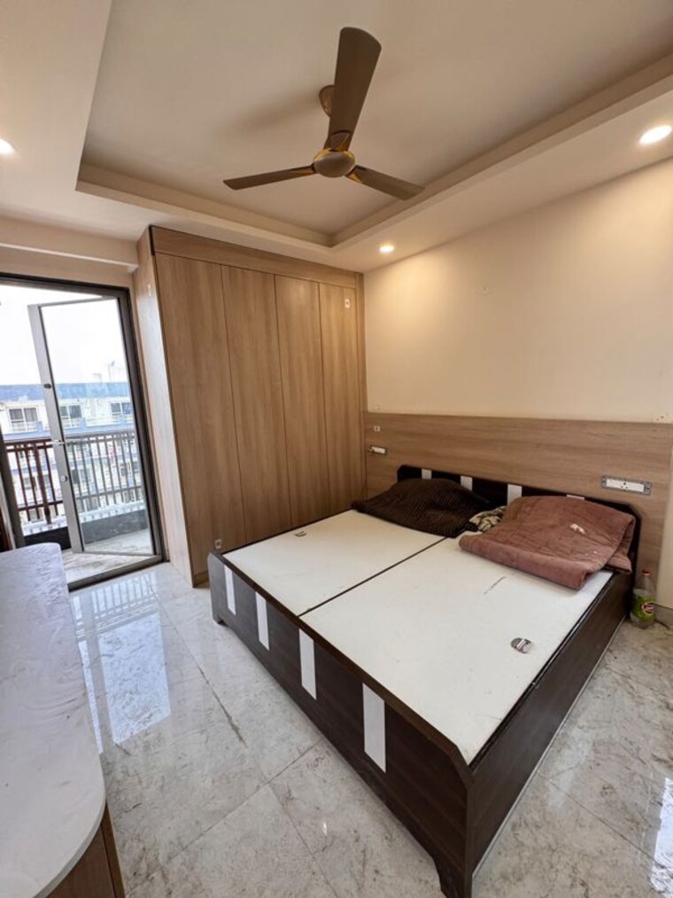 Bedroom, sector 45 3 Bedroom 2000 Sq.Ft. Builder Floor In Sector 45 Gurgaon 10576297