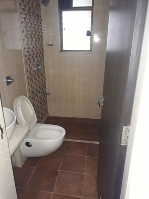 Bathroom in 3 BHK Apartment at Satellite Tower, Goregaon East – for Rent