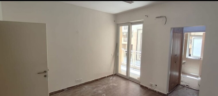 Room, emaar-palm-hills 4 Bedroom 1950 Sq.Ft. Apartment In Sector 77 Gurgaon 10576312