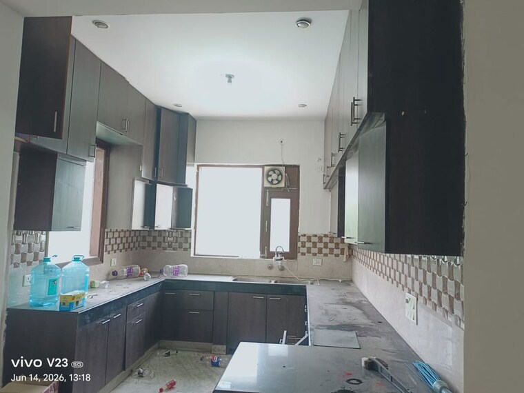 Kitchen, sector 31 3 Bedroom 2300 Sq.Ft. Builder Floor In Sector 31 Gurgaon 10576328
