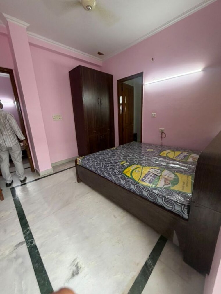 Bedroom, sector 15 1.5 Bedroom 1000 Sq.Ft. Builder Floor In Sector 15 Gurgaon 10576338