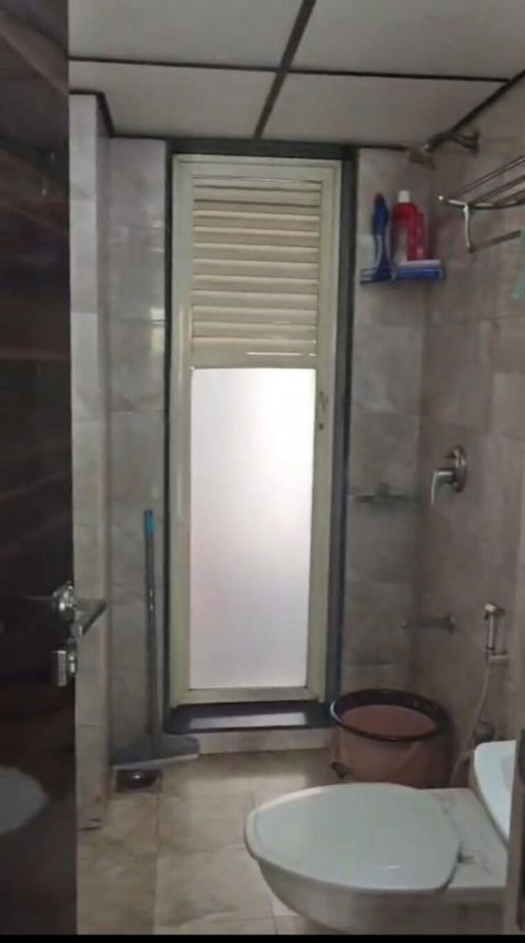 Bathroom, shelton-apartment 3 Bedroom 1200 Sq.Ft. Apartment In Santacruz East Mumbai 10576318