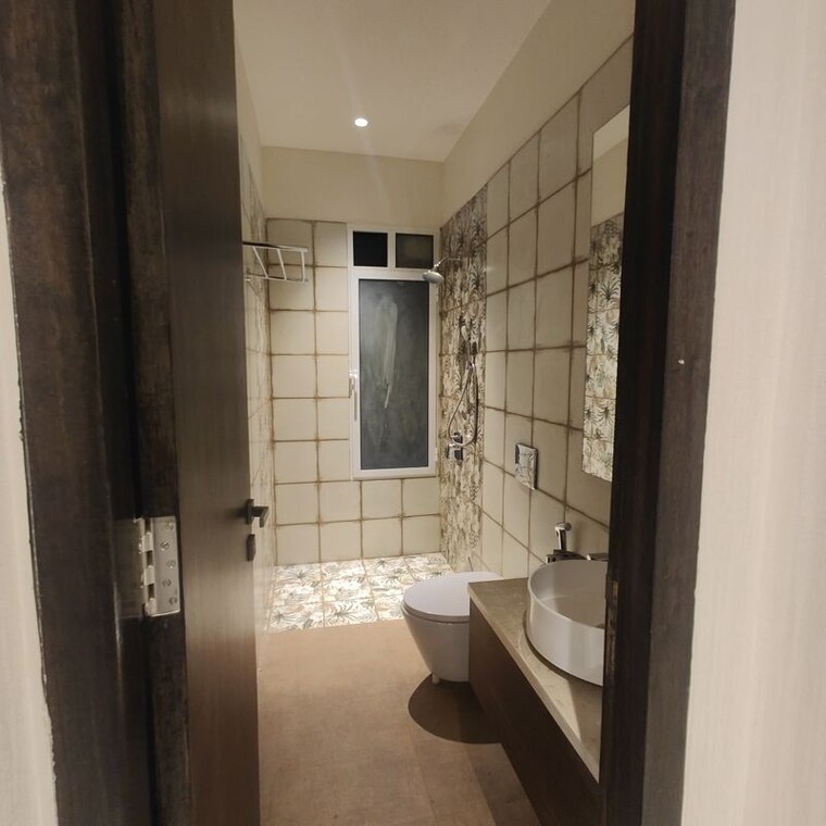 Bathroom, omkar-alta-monte 3 Bedroom 1000 Sq.Ft. Apartment In Malad East Mumbai 10576324