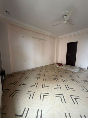 Bathroom in 2 BHK Builder Floor at Sector 15 – for Rent