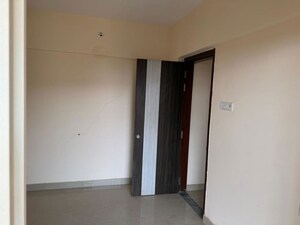 Room in 1 BHK Apartment at Kohinoor Castles, Ambernath – for Rent