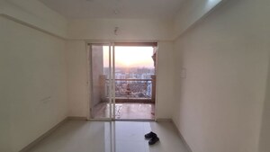 Room in 1.5 BHK Apartment at Tharwani Meghna Montana, Ambernath West – for Rent