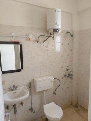 Bathroom in 1.5 BHK Builder Floor at New Palam Vihar Phase 2 – for Rent