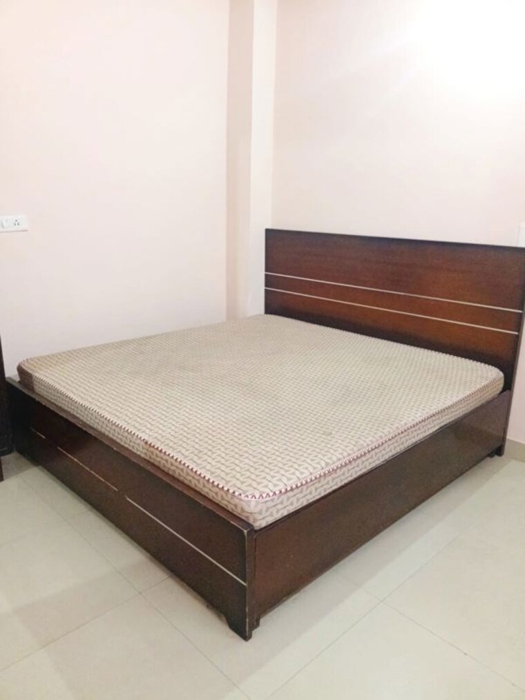 Bedroom, greenwood-city 1 Bedroom 650 Sq.Ft. Builder Floor In Sector 40 Gurgaon 10576381