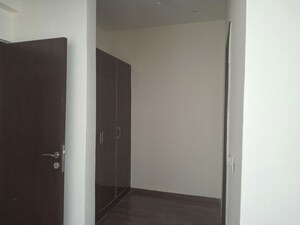 Room in 3.5 BHK Apartment at M3M Woodshire, Sector 107 – for Rent