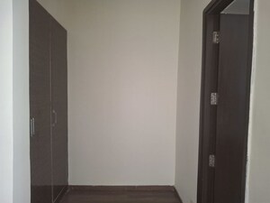 Room in 3.5 BHK Apartment at M3M Woodshire, Sector 107 – for Rent