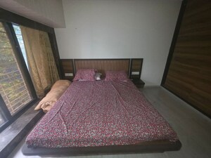 Bedroom in 1 BHK Apartment at Juhu – for Rent