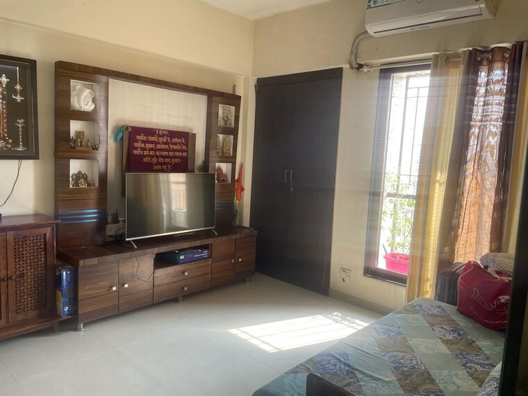 Living Room, greeshma-residency-ii 3 Bedroom 1090 Sq.Ft. Apartment In Eastern Express Highway Thane 10576411