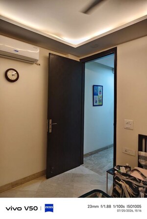 Room in 2 BHK Builder Floor at Kalkaji – for Rent