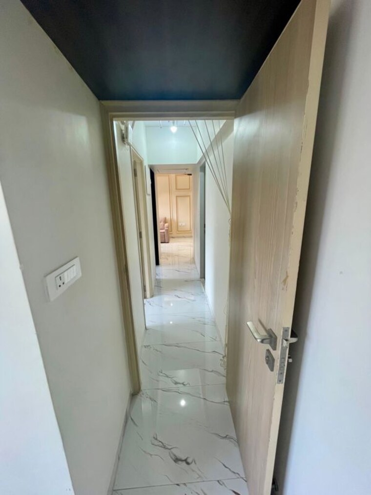 undefined, prabhadevi-chs 2 Bedroom 560 Sq.Ft. Apartment In Prabhadevi Mumbai 10576416