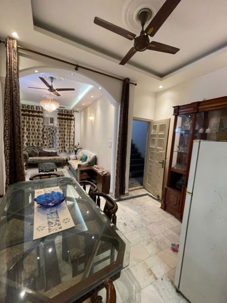 Living Room, kalkaji 2 Bedroom 1200 Sq.Ft. Builder Floor In Kalkaji Delhi 10576424
