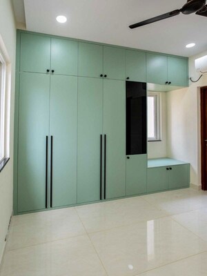 Room in  Apartment at Prestige Beverly Hills, Kokapet – for Rent