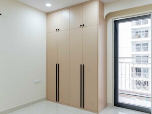 Room in  Apartment at Prestige Beverly Hills, Kokapet – for Rent