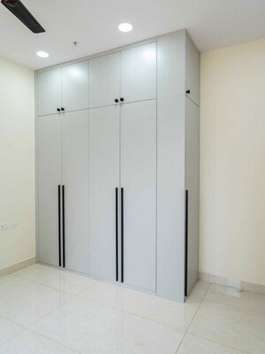 Room in  Apartment at Prestige Beverly Hills, Kokapet – for Rent