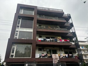  Builder Floor For Sale in Sector 55