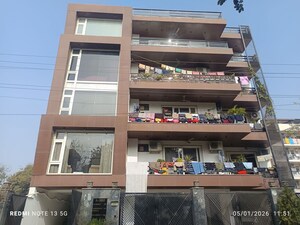  Builder Floor – Exterior View View at Sector 55 - for Sale