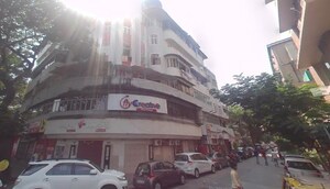  Office Space For Sale in Marine Lines