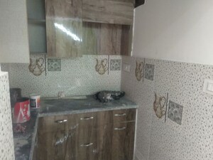 Furnished Amenities in 2 BHK Builder Floor at Nawada – for Rent