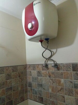 Bathroom in 2 BHK Apartment at DLF Silver Oaks, Sector 26 – for Rent