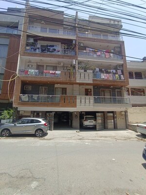  Builder Floor For Sale in Rajinder Nagar