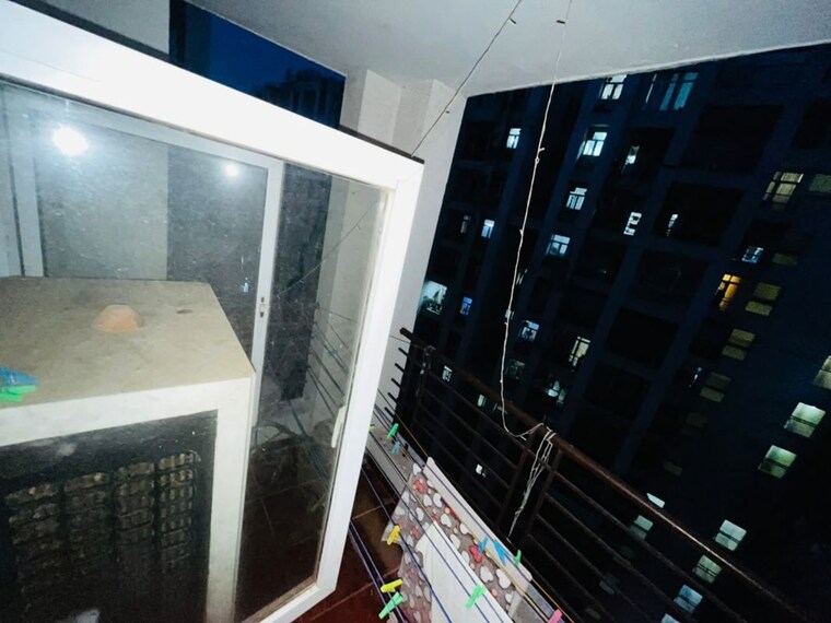 Team Area, raheja-sampada 4 Bedroom 1850 Sq.Ft. Apartment In Sector 92 Gurgaon 10576525