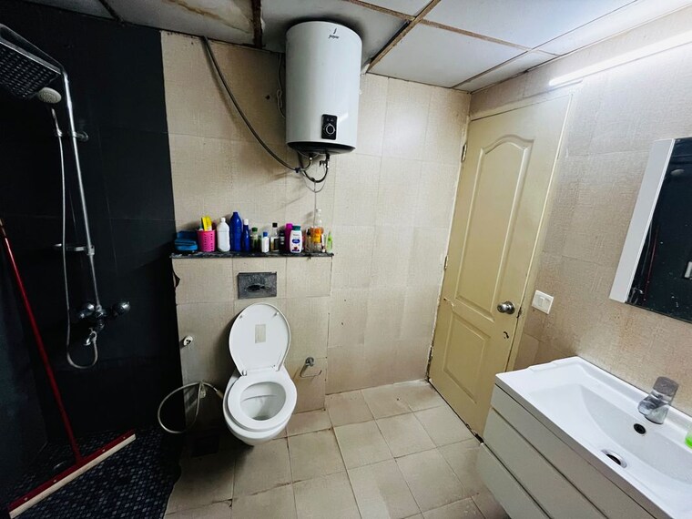 Bathroom, raheja-sampada 4 Bedroom 1850 Sq.Ft. Apartment In Sector 92 Gurgaon 10576525