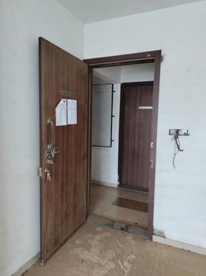 Room in  Apartment at Bavdhan – for Sale