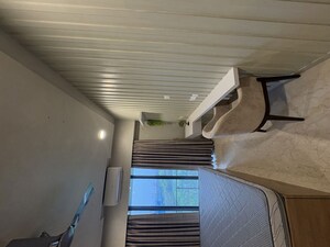 Team Area in 2 BHK Apartment at Piramal Mahalaxmi, Mahalaxmi – for Rent