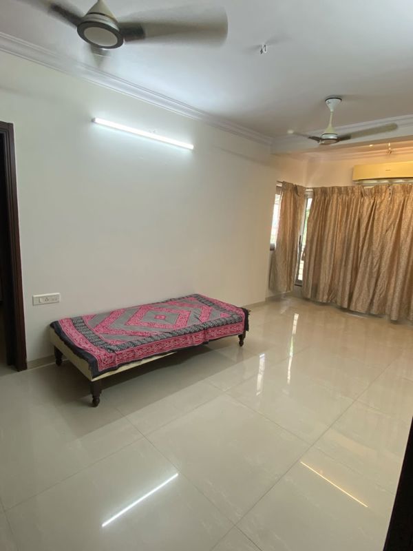 2 BHK + Store Room 850 Sq.Ft. Apartment in Raheja Complex