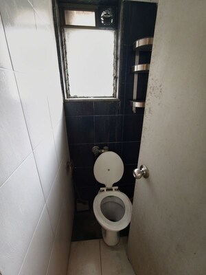 Bathroom in 1 BHK Apartment at Golders Green CHS, Borivali West – for Rent