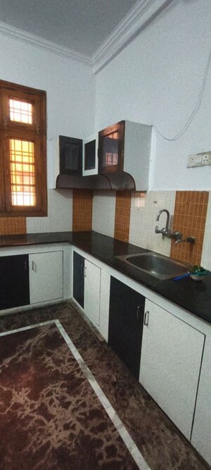 Kitchen in 2 BHK Independent House at Gomti Nagar – for Rent
