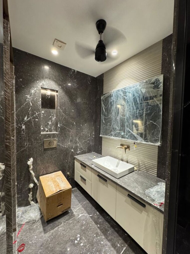 Kitchen, dlf-queens-court 4 Bedroom 3600 Sq.Ft. Apartment In Greater Kailash ii Delhi 10576736