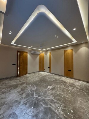 Bedroom in 4 BHK Apartment at DLF Queens Court, Greater Kailash ii – for Rent